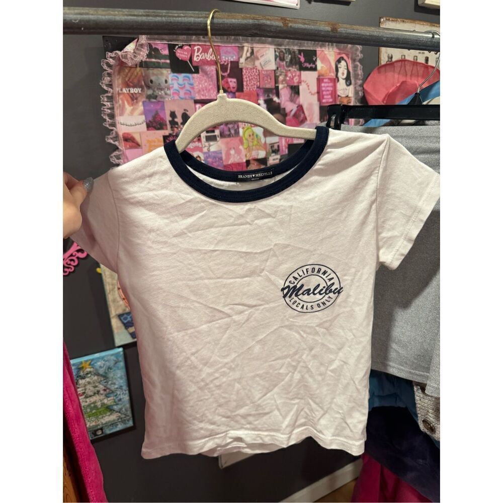 Brandy Melville baby tee